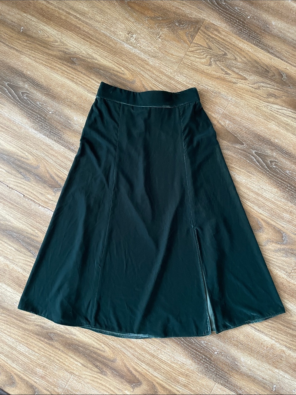 J Crew Factory Pull-On Velvet Midi Skirt in Darkest Forrest NWOT